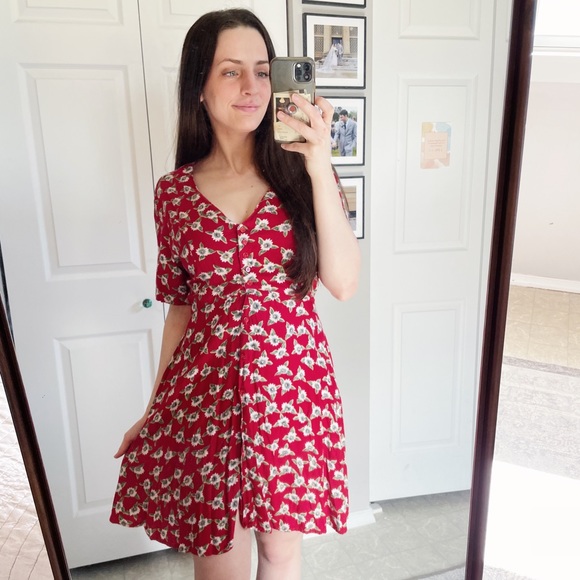 Vintage Dresses & Skirts - VINTAGE | Ultra Pink Floral Button Down V Neck Dress in Red